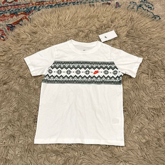 NWT Nike Christmas Shirt size medium - Picture 2 of 5